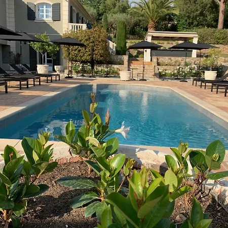 Hotel Bastide Sainte Anne *