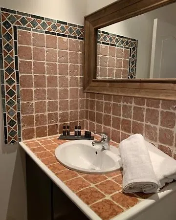 Bastide Sainte Anne Hotel *