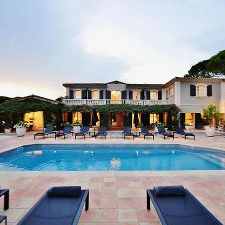 Bastide Sainte Anne Hotel *