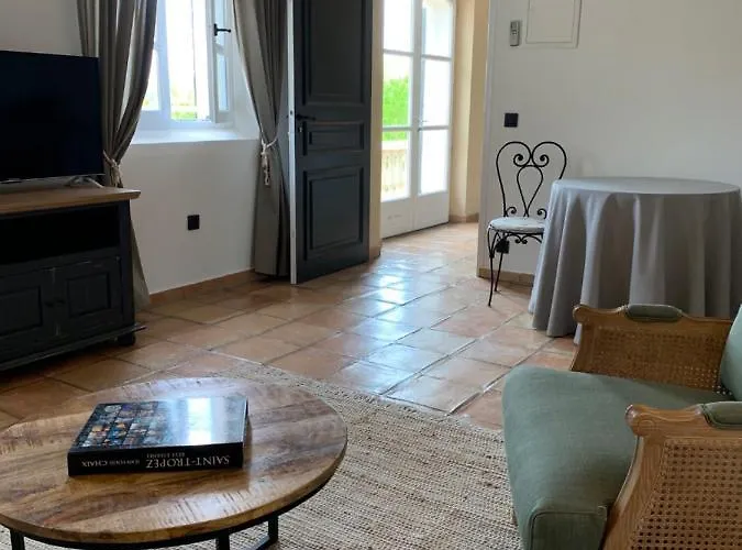 Otel Bastide Sainte Anne *