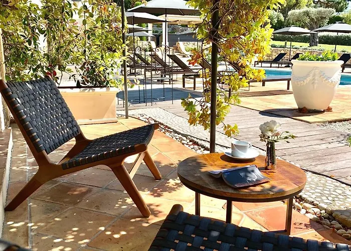 Bastide Sainte Anne Otel